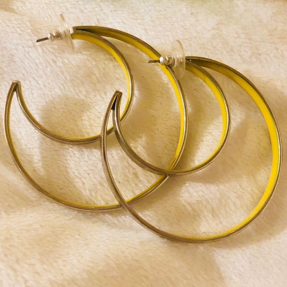 Colorful four piece jewelry set - Picture 3 of 5